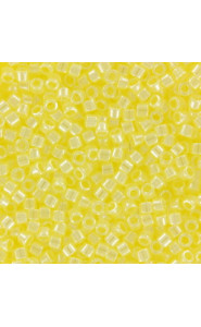 Miyuki delica Beads 11/0 - Transparent pale yellow luster DB-1471